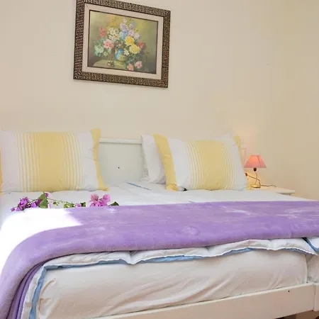 Agata Apartment *